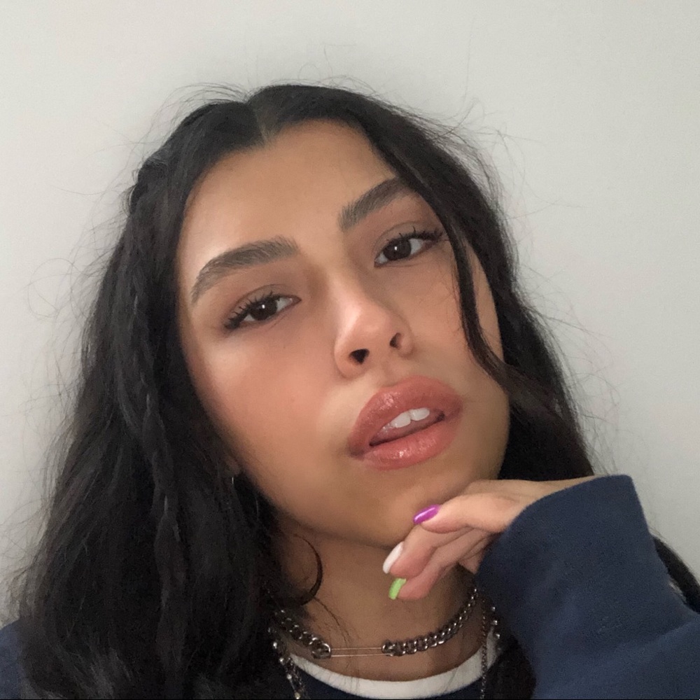 Meet your Posher, Breanna